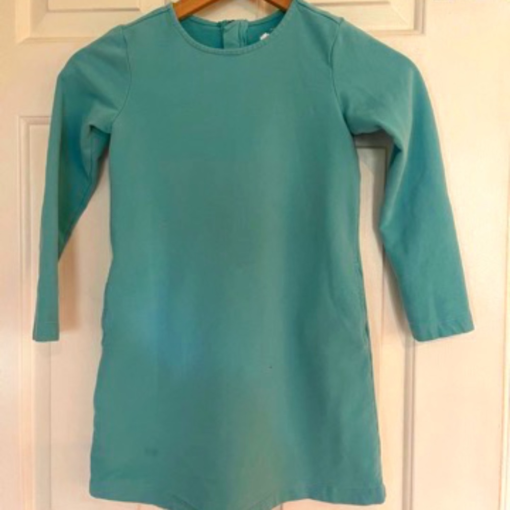 Girls size 6-7 Primary Cozy Sweatshirt Dress (IT HAS POCKETS!!!)